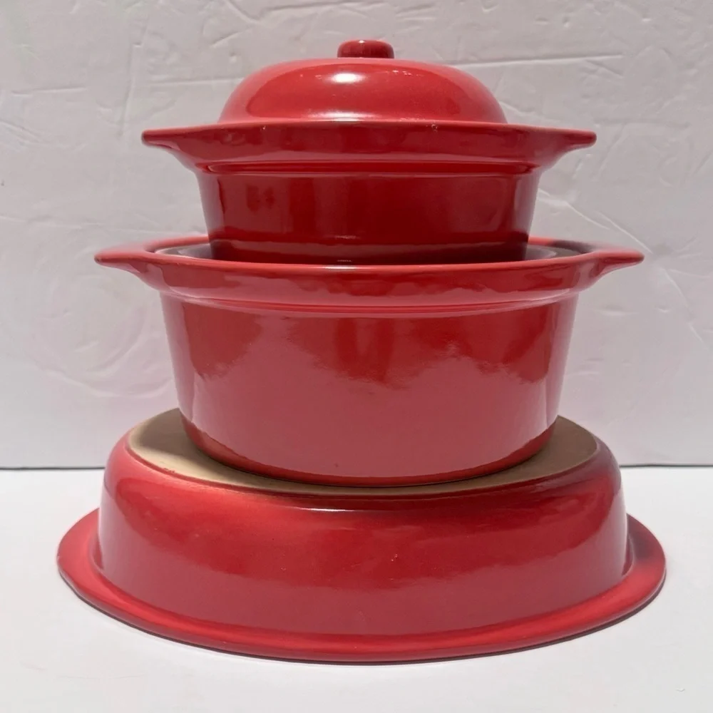 Made In Portugal Stoneware Watermelon Colored 5 Piece Baking Set